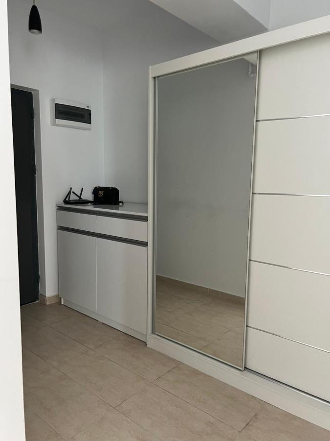Aparthotel Lake Bukarest Kültér fotó